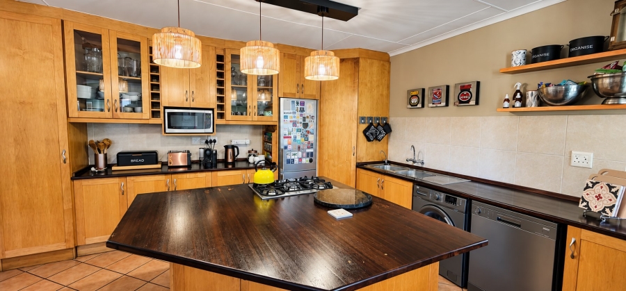 3 Bedroom Property for Sale in King George Park Western Cape